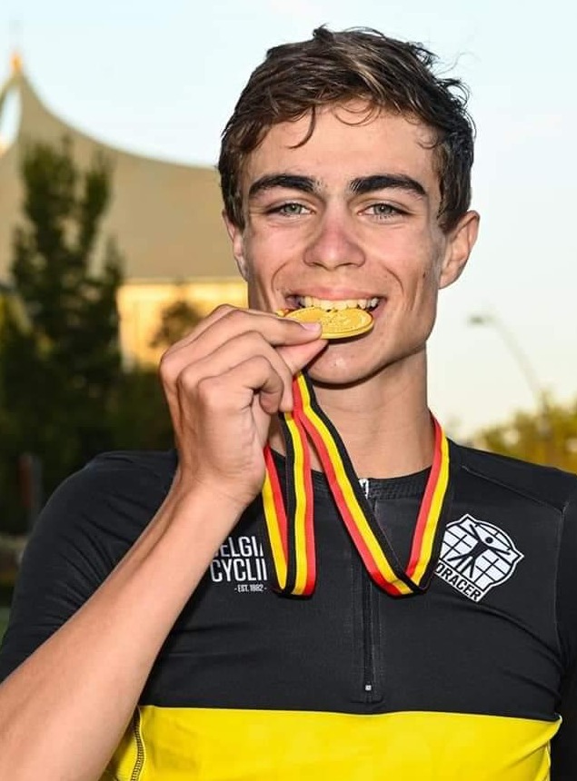 💬 "I expect to develop myself further as a rider but also as puncher/climber. And just make myself stronger and gain a lot of experience in my first year at the Academy"

🗣️ Dries de Pooter looks forward to getting his first year underway

📲 segracing.com/interview-drie…