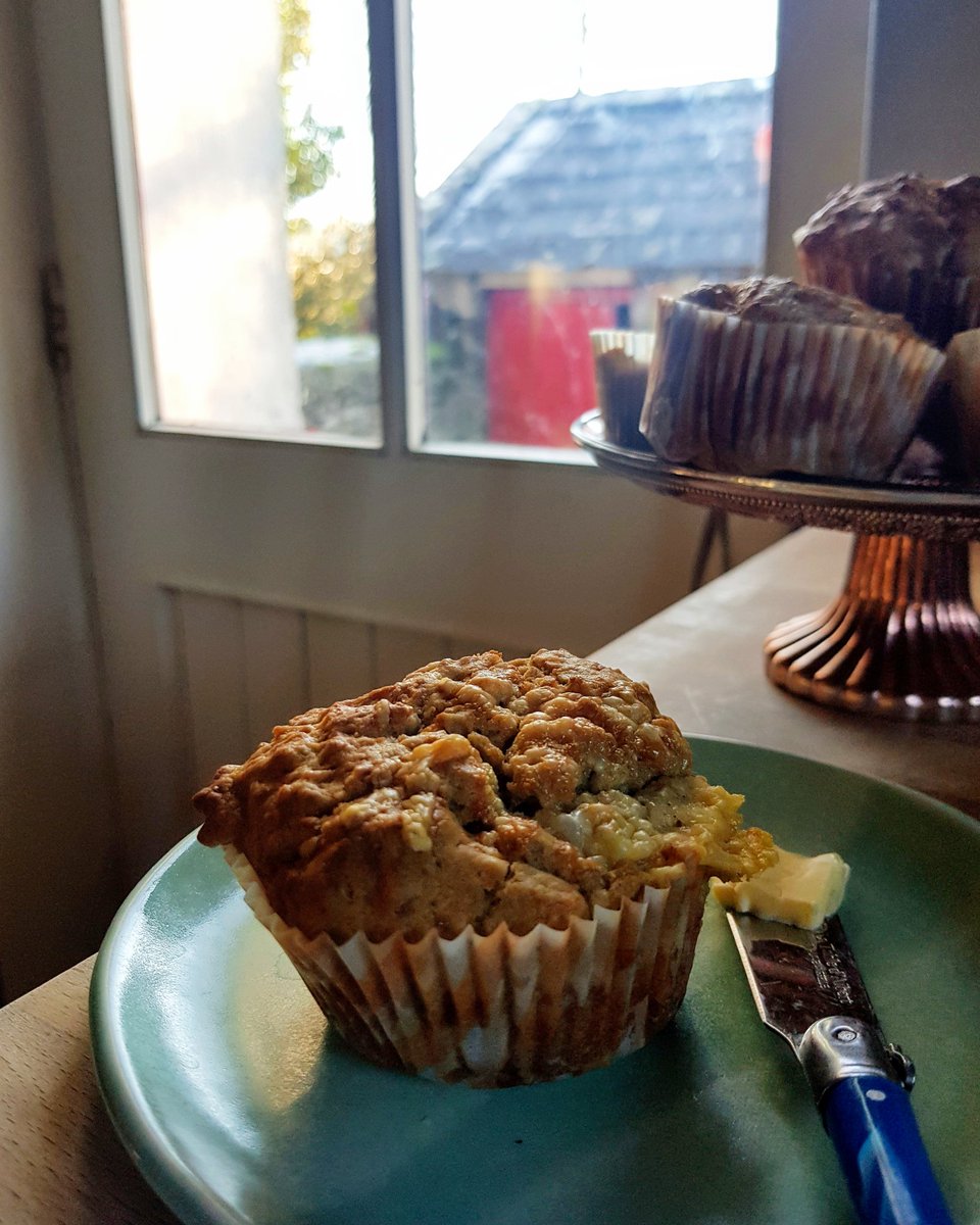 Bibliocook's tweet photo. Cheese &amp; stout muffins.

Best eaten warm from the oven, slattered in butter, alongside a cup of veggie soup. Just what's needed for lunch on a freezing cold lockdown Saturday.

#bakingwithbeer
#savourymuffins https://t.co/wAlaaROUOi