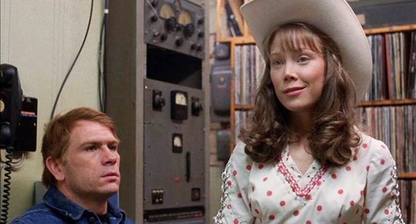 #80FilmsFromThe80s 61/80
Coal Miner's Daughter ('80)
⭐⭐⭐½
#MichaelApted directs #SissySpacek to her 2nd Oscar nomination & only win, for her sublime performance as Country & Western star Loretta Lyn. #TommyLeeJones has made a career playing jerks, & he's on point here. #80s