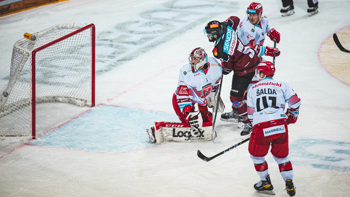 HCSpartaPraha's tweet photo. 📆 | V neděli doma vyzveme podruhé za poslední týden Hradec Králové! 💪
📰 Preview na webu: https://t.co/5b5fpWoazN
#hcsparta #nezastavíš #SPAvMHK
📸 @jplatno https://t.co/oig6XvdFTX