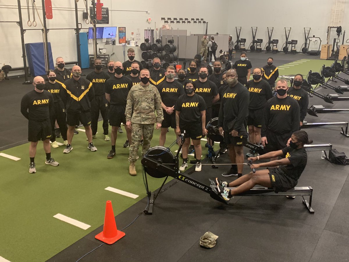 TAGofGA's tweet photo. Great to see HHD, 78th Troop Command preparing for the Army Combat Fitness Test. Being fit is a requirement to build lethal formations! #RowHarder #SharedPurpose #SharedVictory https://t.co/CxIUxwkFJg