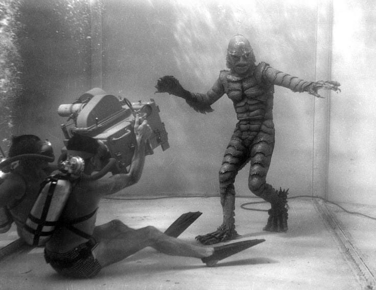 CHANNINGPOSTERS's tweet photo. Filming The Creature from the Black Lagoon, 1953. https://t.co/QBijKF770w