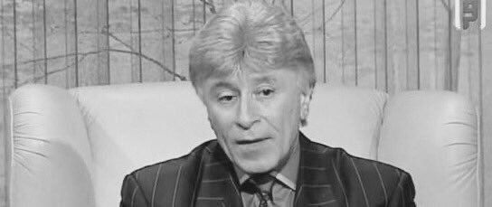 اسمع مني وﻻ تسمع عني
فربما أكون بعينك جنة
وبعين أحدهم نار
فتحرقك نار القيل والقال.

-إبراهيم الفقي