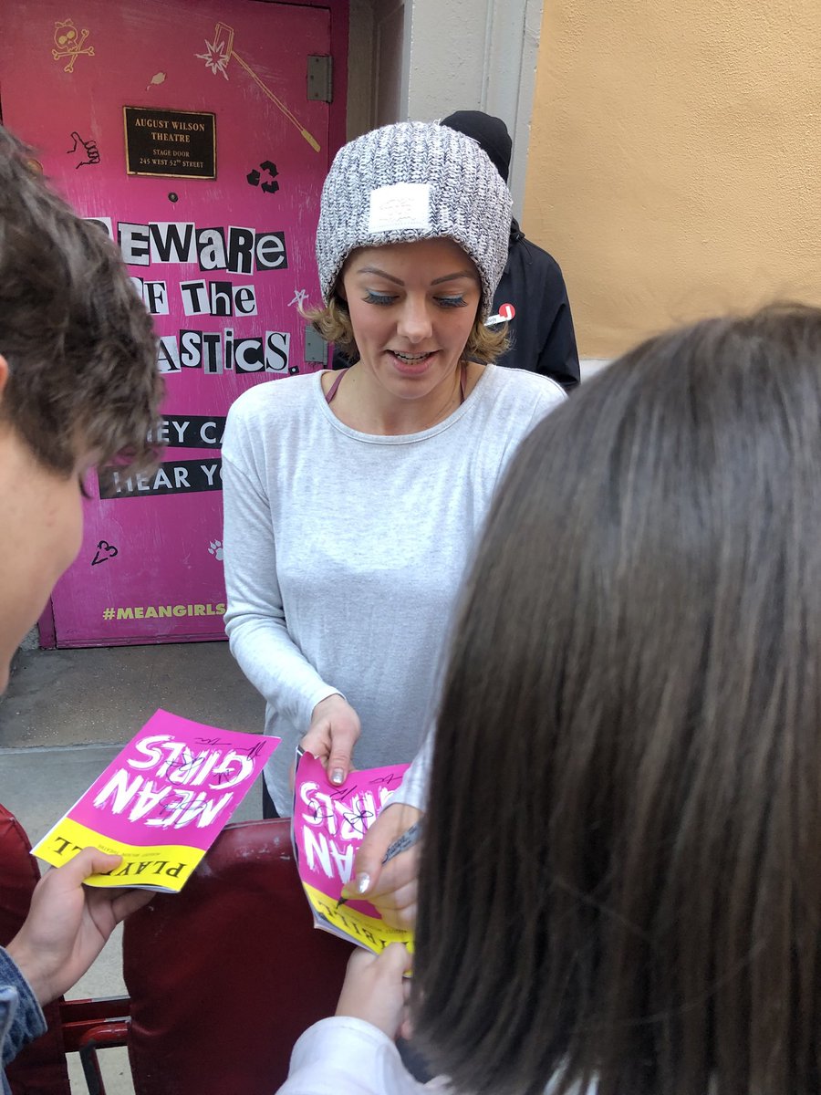 bailey_moyer's tweet image. So happy to say I got to see this Wonderul production with most of the main cast. Rip my dream role of Kady. #notfetch @MeanGirlsBway #meangirls