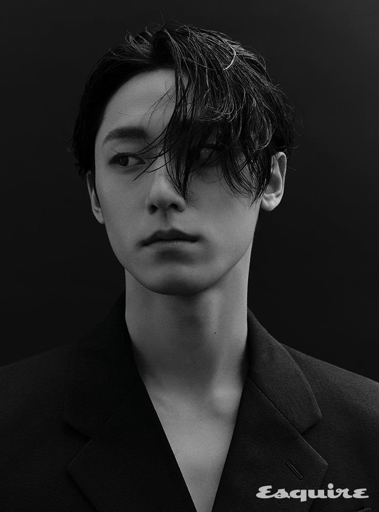 2D0HYUN's tweet photo. interact with this if you don't mind me replying to &amp; spamming your tweets with likes sometimes ! will add you to my bestie list so i don't miss ur tweets 😽 i want to interact more on here 😼 https://t.co/5KIJntjImJ