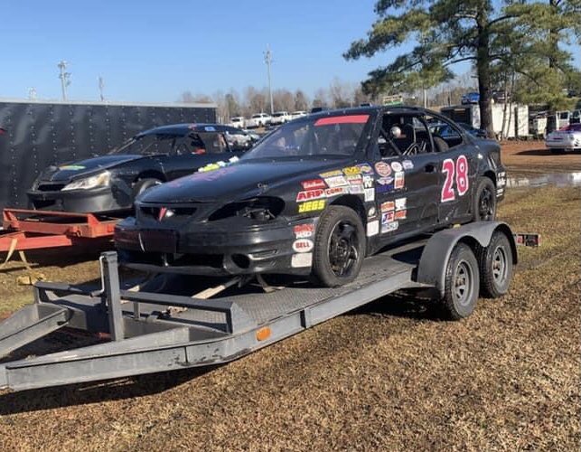 AshleyGranata's tweet photo. @JebKelleyRacing is starting the 2021 season at Dillion for the New Years Bash. https://t.co/GprWpsnhzr