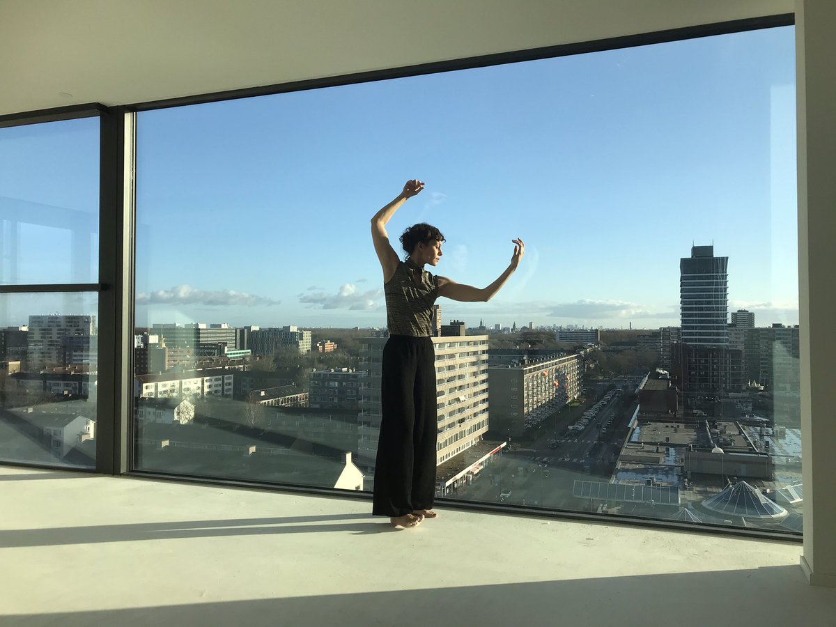ConnyJanssen's tweet photo. Vandaag met dansers #YanaikaHolle en #TuHoang fotoshoot en #filmopname voor nieuwe voorstelling #FRAMED 
ism @MeiArch en @davidebellotta #dans #architectuur #inspiratie https://t.co/zYTfJN6pZB