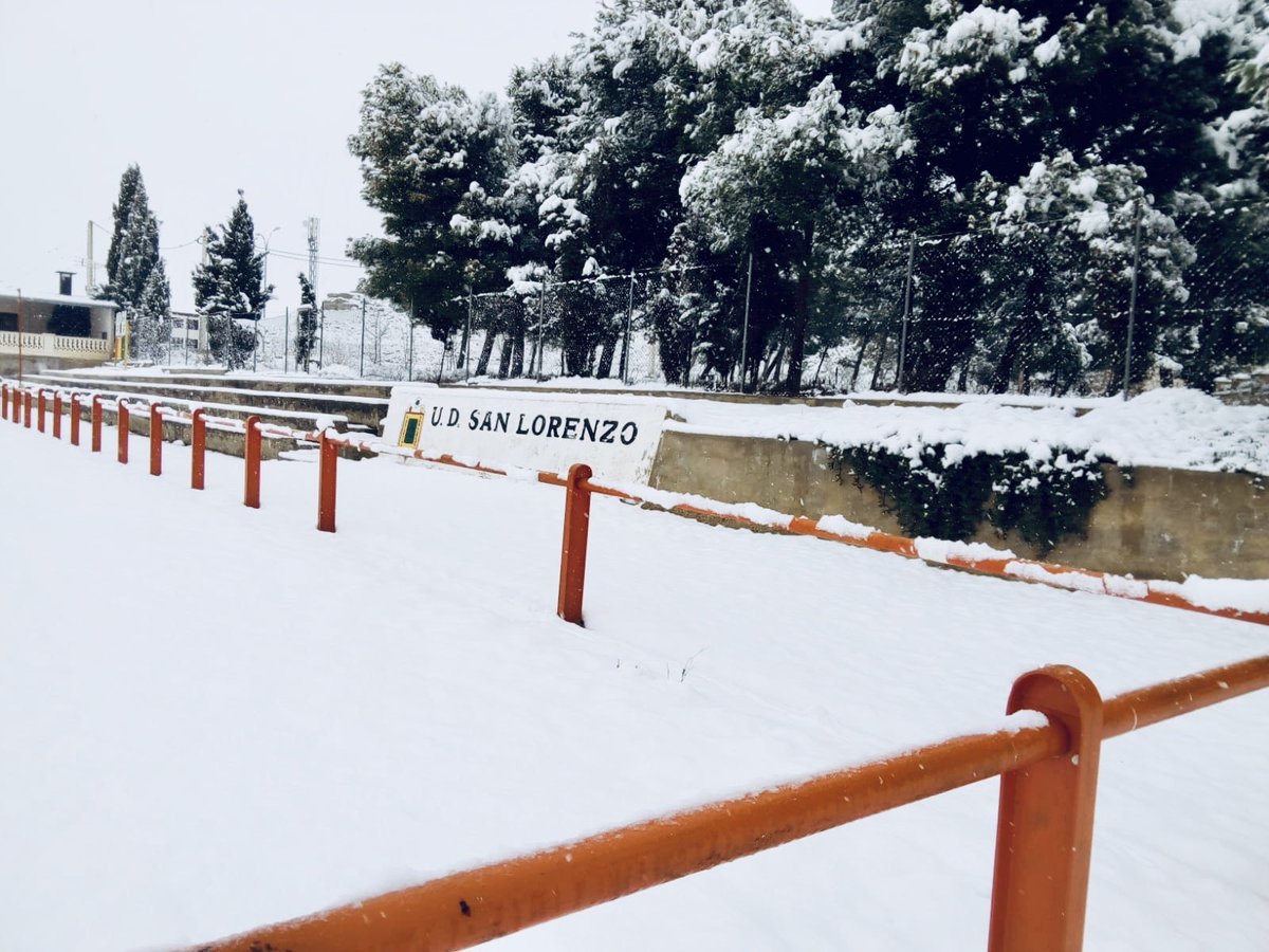 UD_SanLorenzo's tweet photo. 📸| ❄️ Así luce hoy el “José Trallero” 🏟 #UDSL https://t.co/g7csHbuxoi