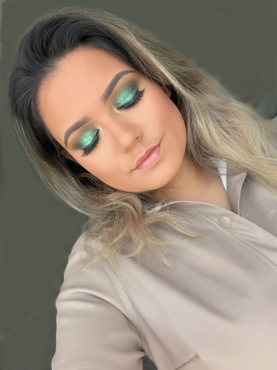 Makeup is my therapy 🖌 <a href="/Jaclynhill/">kyla</a> <a href="/MorpheBrushes/">Morphe</a> <a href="/artistcouture/">Artist Couture</a> <a href="/mac_daddyy_/">Angel Merino</a>  #morphexjaclynhill #acxstatic #artistcouture #clubdaddyy