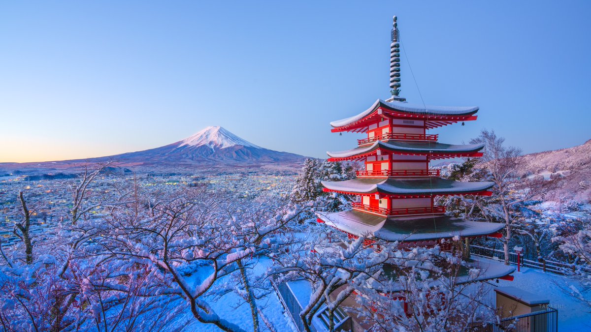 Takashi 富士山 Takashi Artfuji On Twitter 桜も素敵ですが 雪景色もよく似合います 今年の雪は日本海側に偏り過ぎて 富士山側の雪はとても少ない状況です 雪も雨も適度が一番なのですが