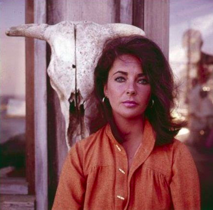 ElizabethTaylor's tweet photo. In a conversation with #InterviewMagazine, Elizabeth said of acting, “I hate the idea of always having to interpret other people's ideas and thoughts and words, because I'm very independent and, I guess, a free thinker.”

#ElizabethTaylor
#Independent
#FreeThinker https://t.co/8Nabnygnov