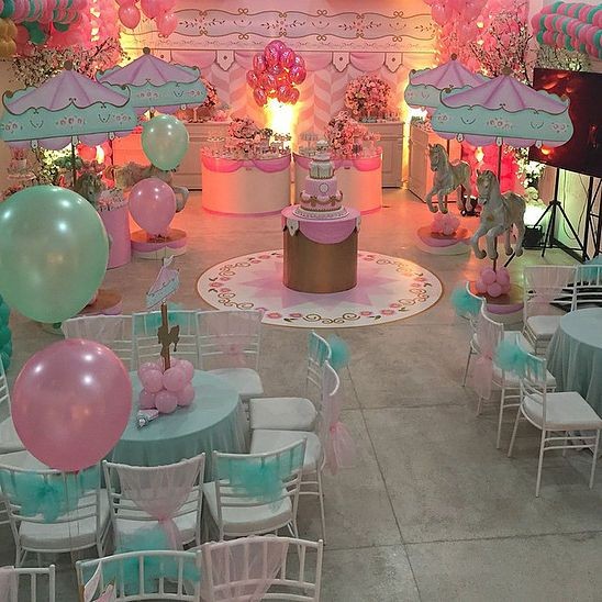 MiaGreyT_'s tweet photo. #HAPP7BDYMIAJR 

Bienvenidos a la gran fiesta de cumpleaños de nuestra pequeña Mia. Gracias al equipo de 𝑺𝒘𝒆𝒆𝒕 𝑽𝒂𝒍𝒆𝒓𝒊𝒂 por la bonita decoración y toda la dedicación. ¡A la pequeña le encanta! A sus hermanos también y a los papás, los qué más. https://t.co/ZuCmUKp0CK