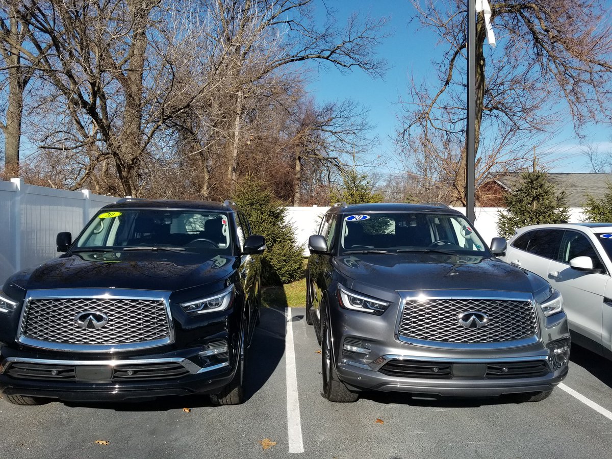 #InfinityWar 2020 #InfinityQX80 Graphite Shadow vs Black Obdidian
A Battle For Your DRIVEWAY!  Call #TheKingAtTheCastle 👑 419.215.3338 today to get yours today! #RoyaltyAutoAtTaylorCadillac