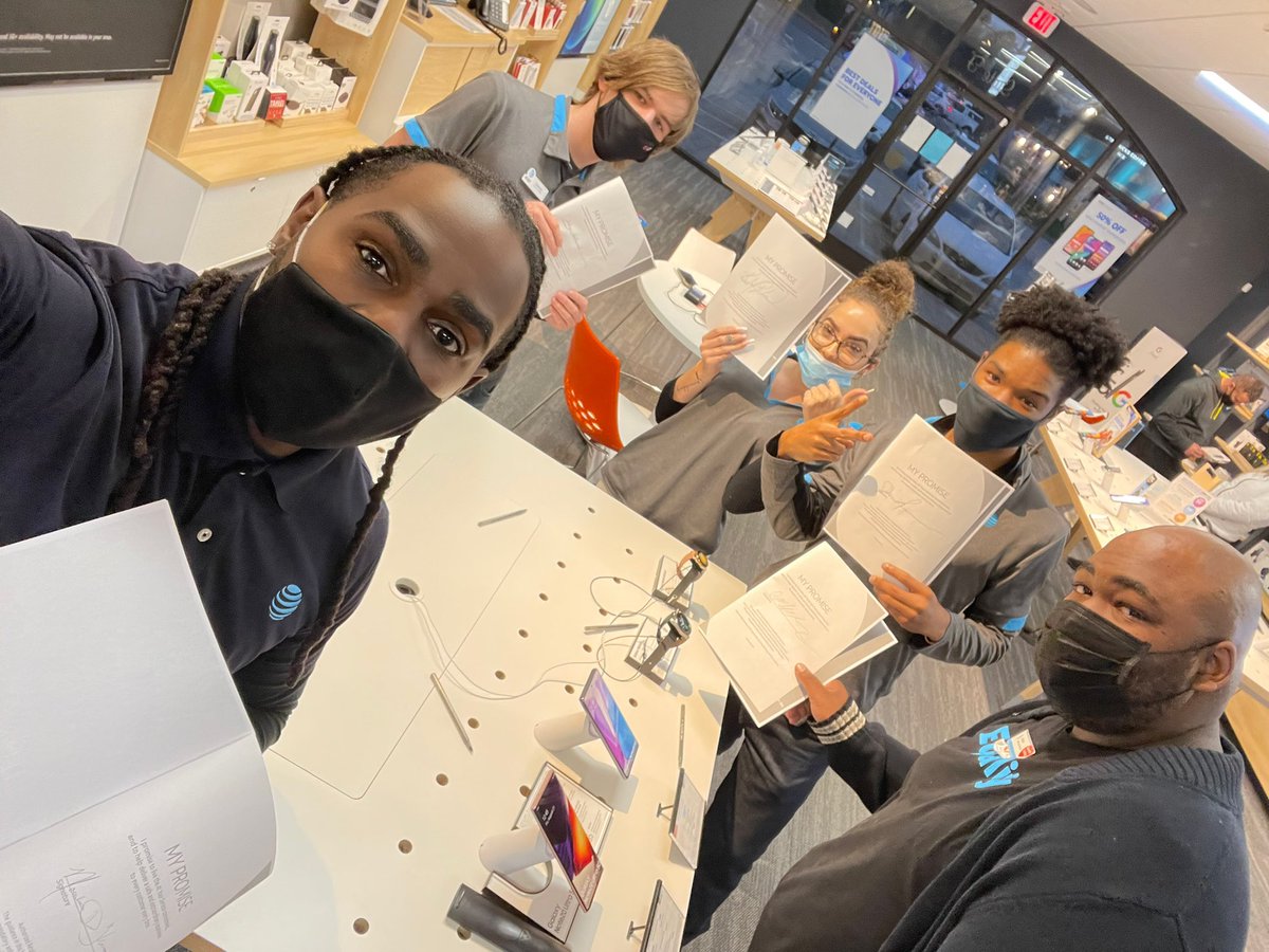 PortablesT's tweet photo. Clarksville Crushers is at your service going above and beyond is what we do!@Dearius Roberson @Emile Robinson @Zachary Underwood @Kayla Roweton @Magic Moreno @Elthon Munoz https://t.co/9inysSCJeA