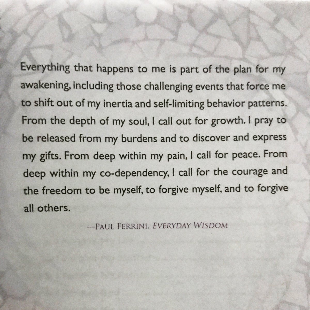 We are at such a critical time of growth as a collective consciousness. If we all do our work to break out of our self-limiting beliefs and heal, we can grow and build a better world collectively. It starts with you. Let’s heal together. Happy New Year! ✨