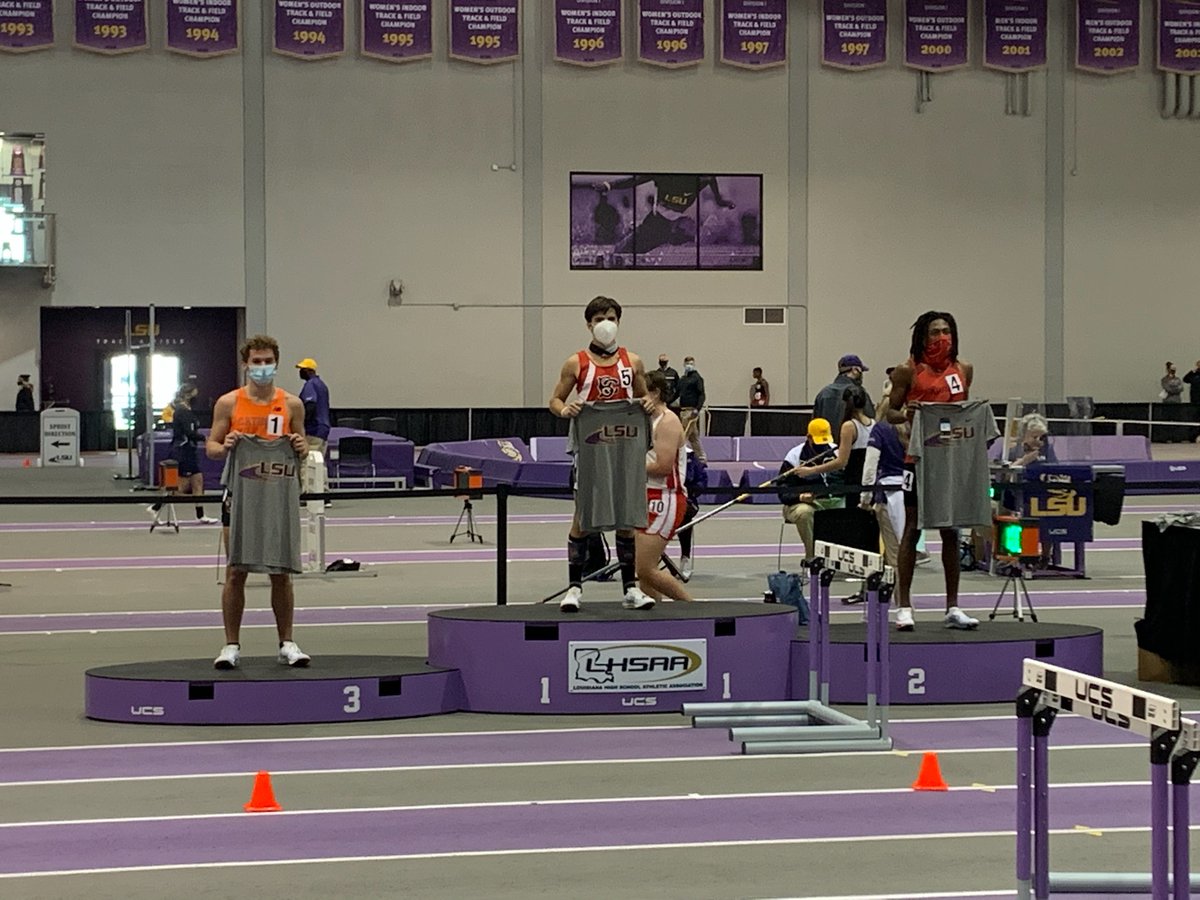 bchscardinals's tweet photo. Congratulations to Senior Louden Boudreaux on his success at the LSU HS Classic indoor track meet today. Louden took home 1st place in the 1600 &amp; 3200 races. Louden ran a US #6 time of 4:24 in the 1600 and a US #5 time of 9:27 in the 3200. He was also was selected as the meet MVP https://t.co/ZZXS9LiQ5g