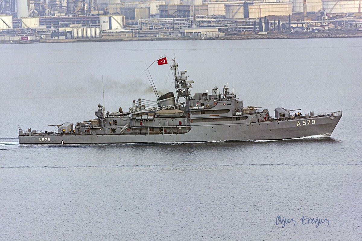 OguzEroguz1's tweet photo. #TurkishNavy training ship #TCGCezayirliGaziHasanpaşa #A579 (ex. #GermanNavy's #RheinClass A64 Ruhr) https://t.co/Yt6b8ZDhbk