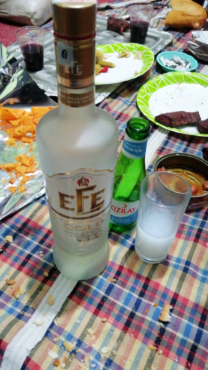 AliKol03's tweet photo. Rakışıklı geceler 🍻 https://t.co/RU7C0l6h6n