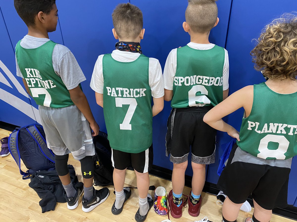 CPSportsCenter's tweet photo. The Bikini Bottom Ballers with some awesome jerseys! #AreYouReadyKids https://t.co/3rT26wwQWA