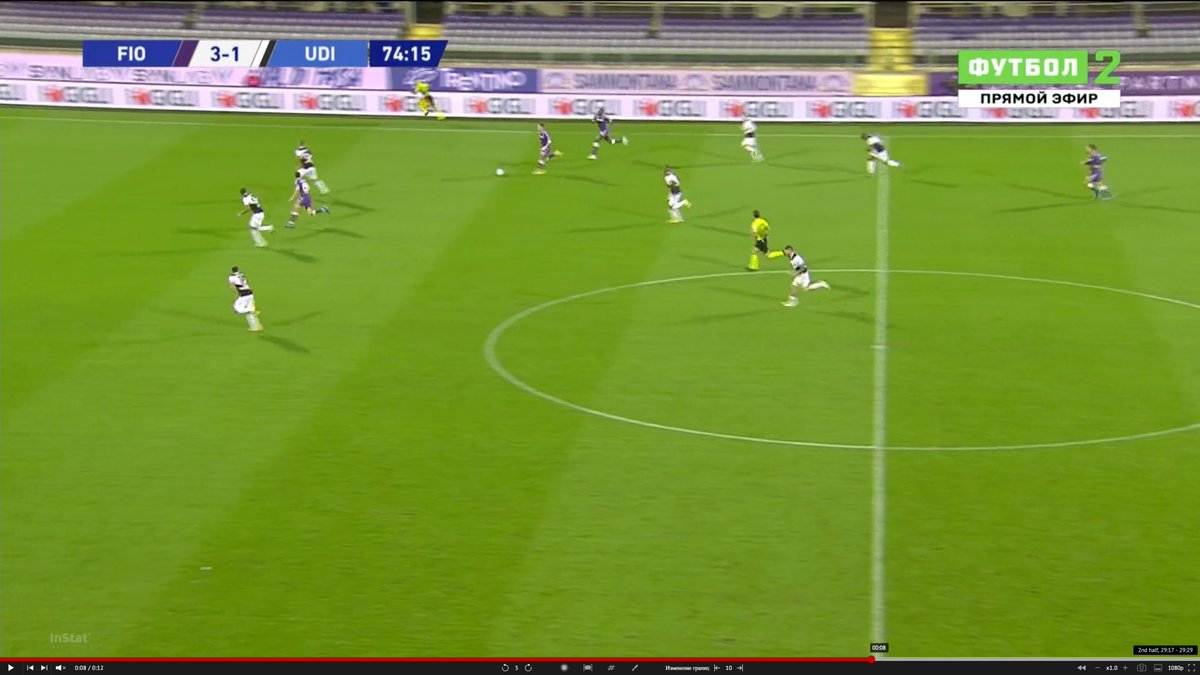 3/ Ses points fortsOffensivement il est ultra complet. Capable de faire gagner de précieux mètres à la course grâce à son excellente conduite de balle.