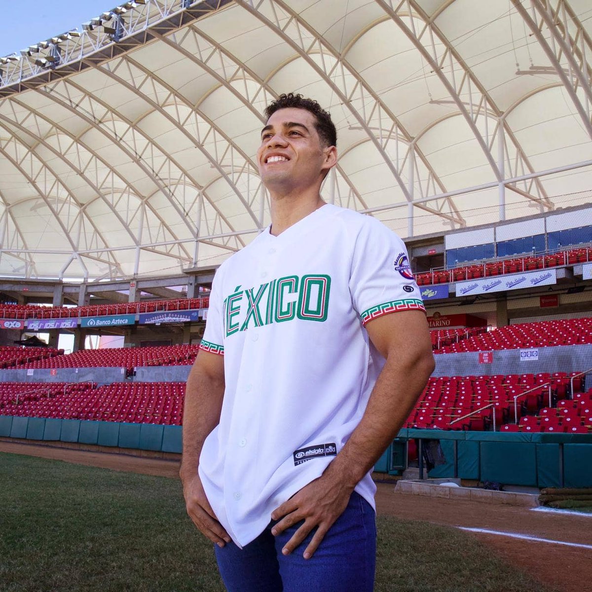 Liga ARCO Mexicana del Pacífico on X: Uno de los jerseys que hará vibrar a  México en la Serie del Caribe #Mazatlán2021 🤩🇲🇽 💪 Disponible en   y en tiendas físicas de @