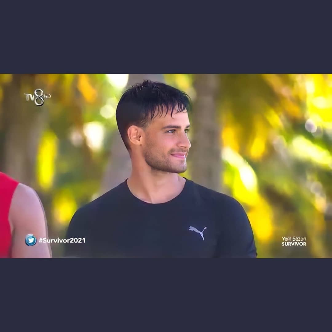 DicleOlan's tweet photo. #survivor #survivor2021 https://t.co/rnjEEsTUEA
