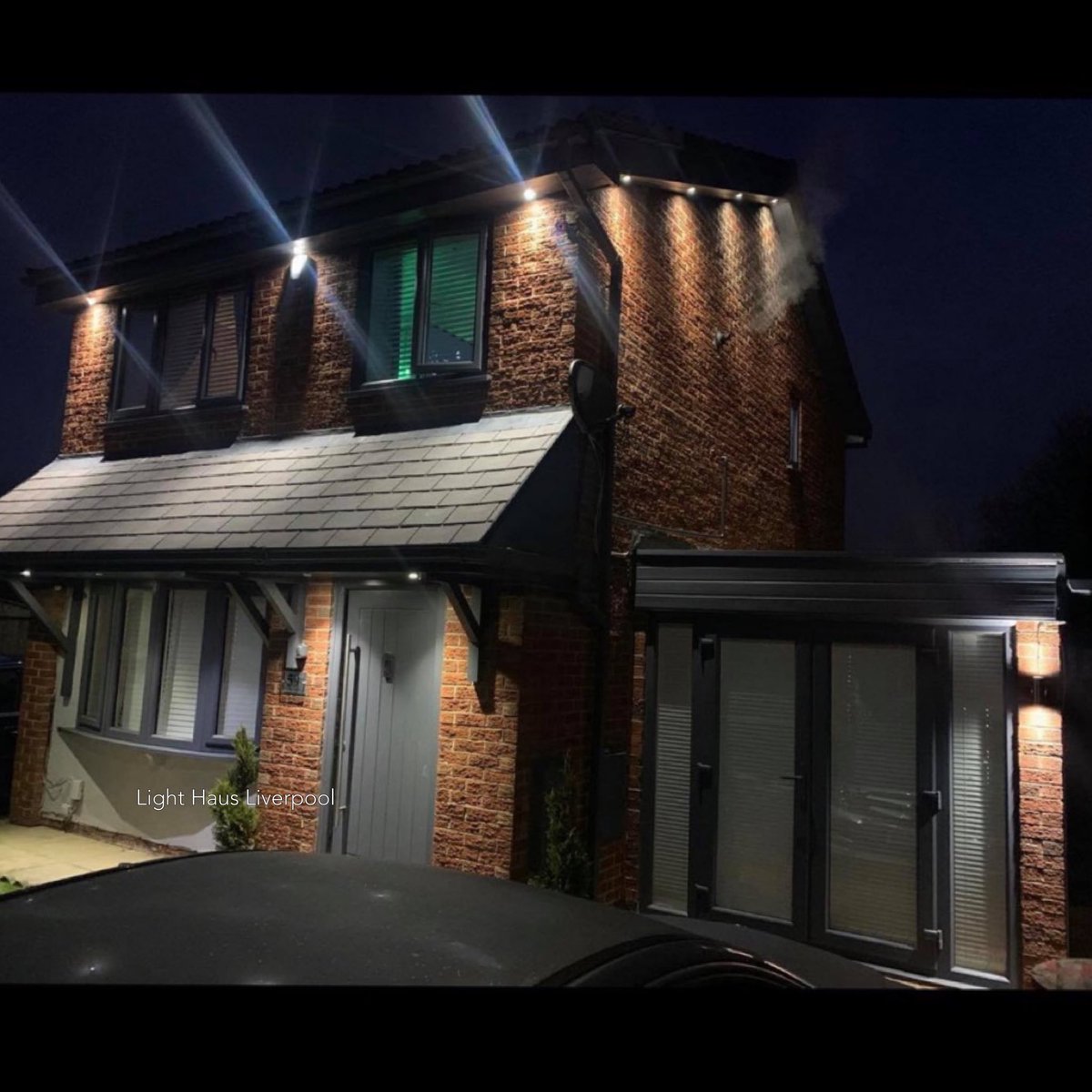 LightHaus6's tweet photo. Front and both sides of this property installed with a total of 11 soffit lights, plus an up/down light.  
What a difference the lighting makes 🤩
Call or DM us for more information! 
-
-
#Lighthaus #Lighthausliverpool #Electrician #Liverpoolelectrician #Domesticelectrician https://t.co/3p6pYwAMAs
