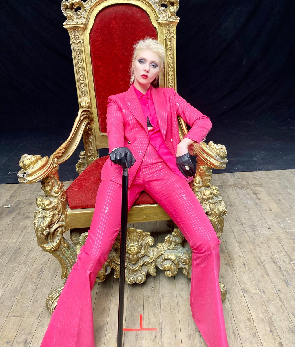 taylormomsen's tweet photo. #bts from the video shoot of our new song ‘And So It Went feat. Tom Morello’ Stream the song now, video coming soon! #DeathByRockAndRoll #february12 https://t.co/ohnpP1A1IB