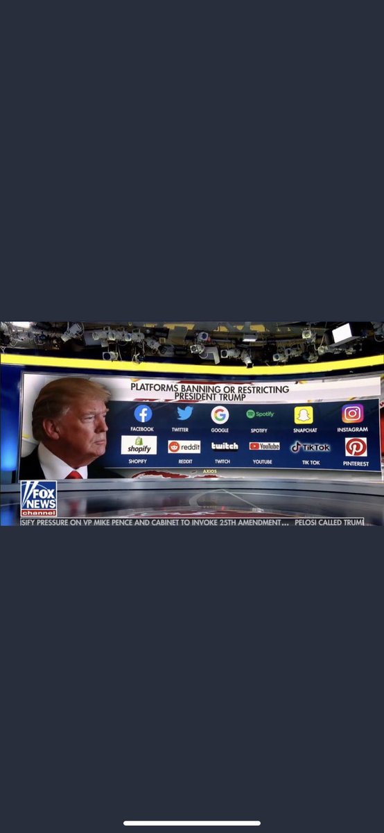 mark_weiers's tweet photo. Imagine having to explain to your kids how the president got banned on Spotify 😂😂 https://t.co/SHETuwkroW