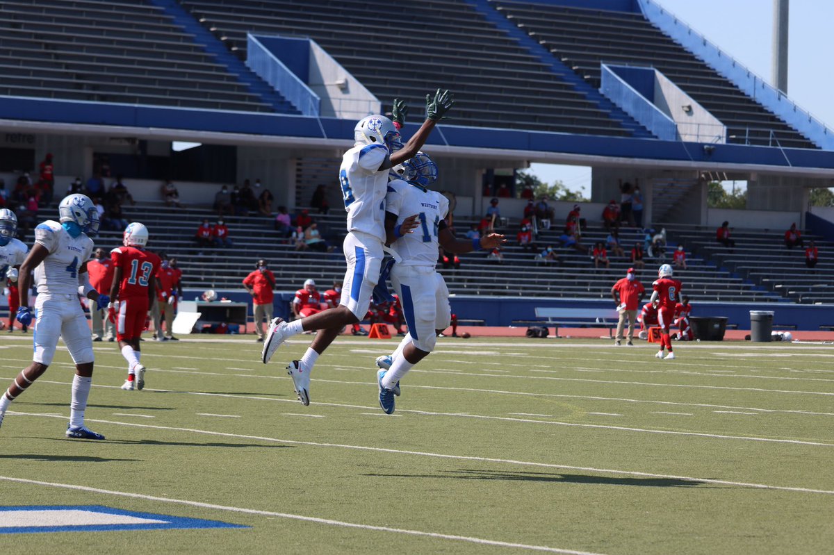 RackupK's tweet photo. #NotDone✍🏾
1st team all district🙏🏾💙 https://t.co/DOIJxNZqHv