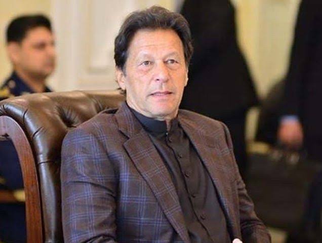 M1Fakhar's tweet photo. #Finally Imran khan introduces Night mode in Naya Pakistan 
#blackout https://t.co/4wAFFmxt11