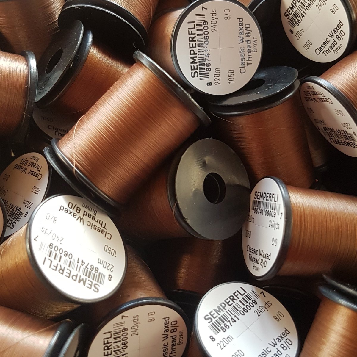 semperfli's tweet image. Waxed thread anyone? #semperfli #waxedthread #flytying