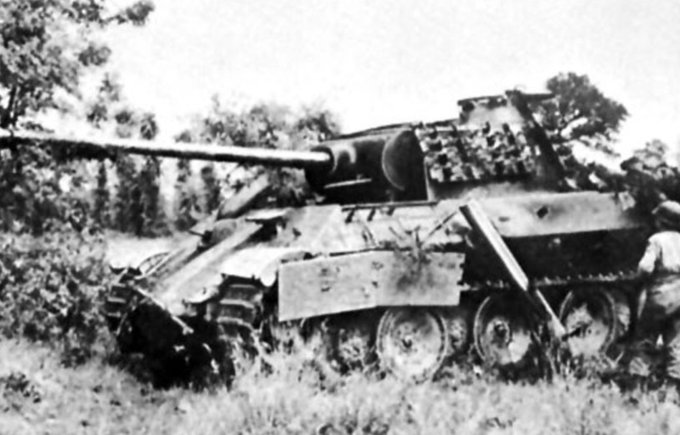 [17 of 19] Having a heavy tank is great, but if it doesn't work when your track brakes and you now have an expensive pillbox with poorly trained infantry inside.