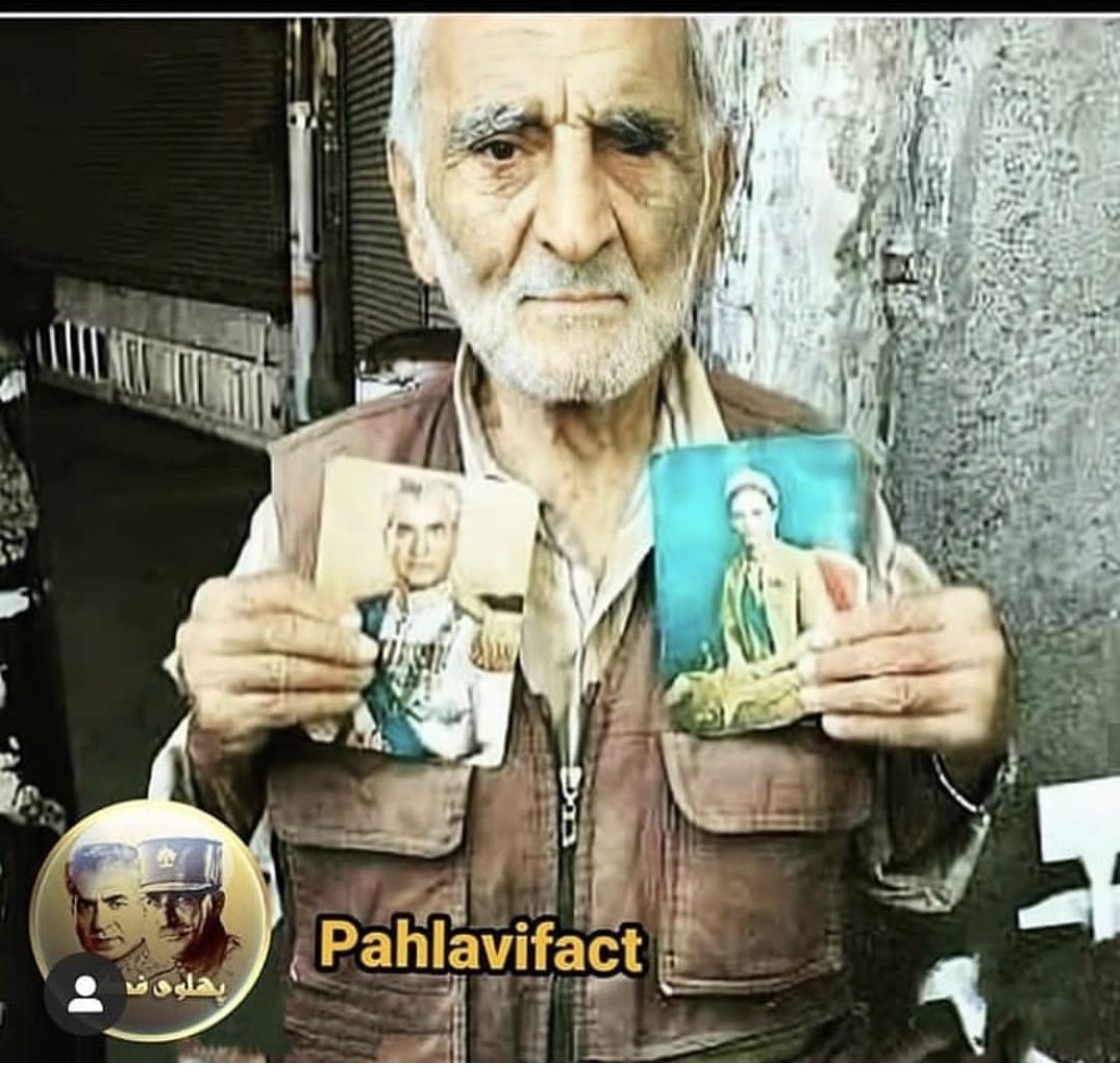 olagh5555's tweet photo. #جاوید_رضاشاه_دوم  تا ابد با خاندان پهلوی 👑👑❤️❤️ https://t.co/zj8XhJl9Op
