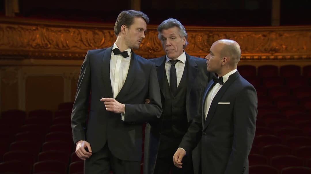 Now available as part of the Curtain Call series from <a href="/operzuerich/">Opernhaus Zürich</a> - my workshop &amp; performance of lieder and excerpts from ‘Così fan tutte’ with the gifted members of the International Opera Studio! Watch anytime through 17 January at the link below.

▶️ opernhaus.ch/en/digital/cor…