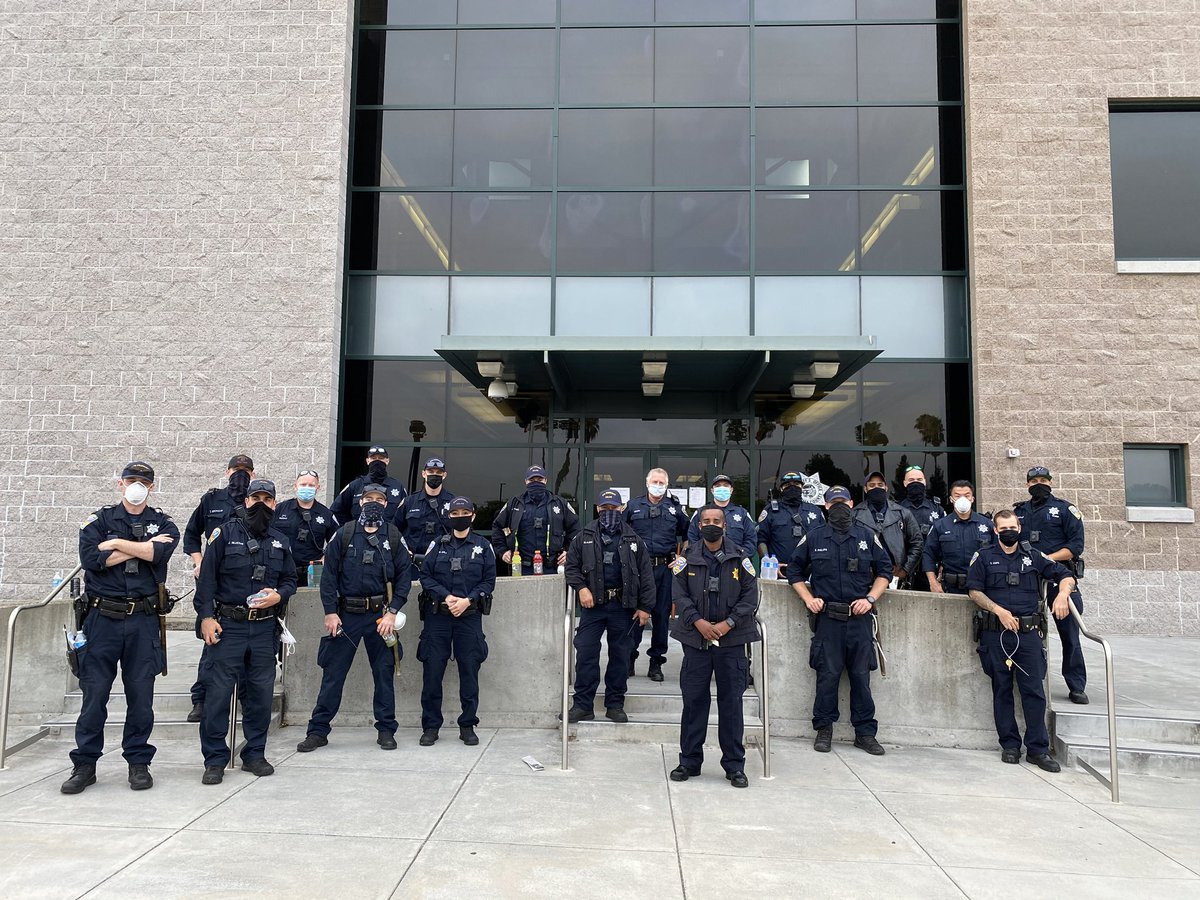 San Francisco Police tweet media