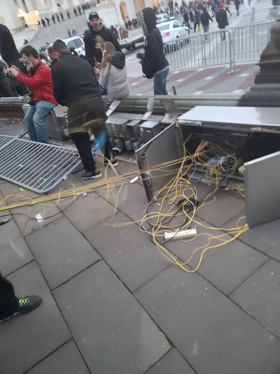 After the cameras were smashed people walked over to the power boxes for the main stream news sources and started figuring out which they like and which they don't. They tried to destroy them so they couldn't be used later. 90/