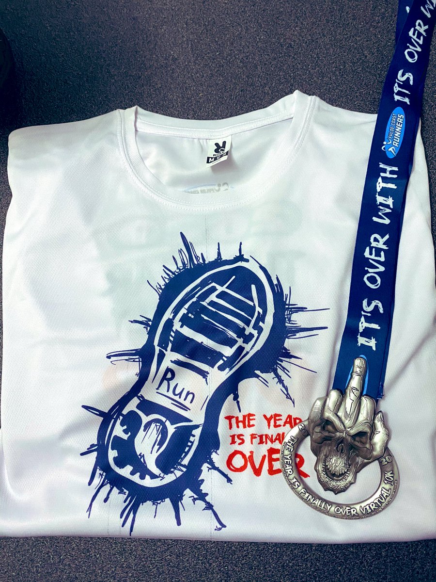 One of the best medals I’ve ever received 🖕🏅😜 #fyldecoastrunners #10k #virtualrun #theyearisfinallyover