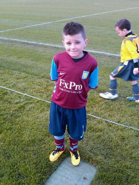HartPhillip's tweet photo. The story so far for a die hard villa fan living his dream playing for aston villa fc from aged 6 to 17 hopefully lots more to come @avfcofficial #UTV #facup3rdround https://t.co/OiDO5YvJ86