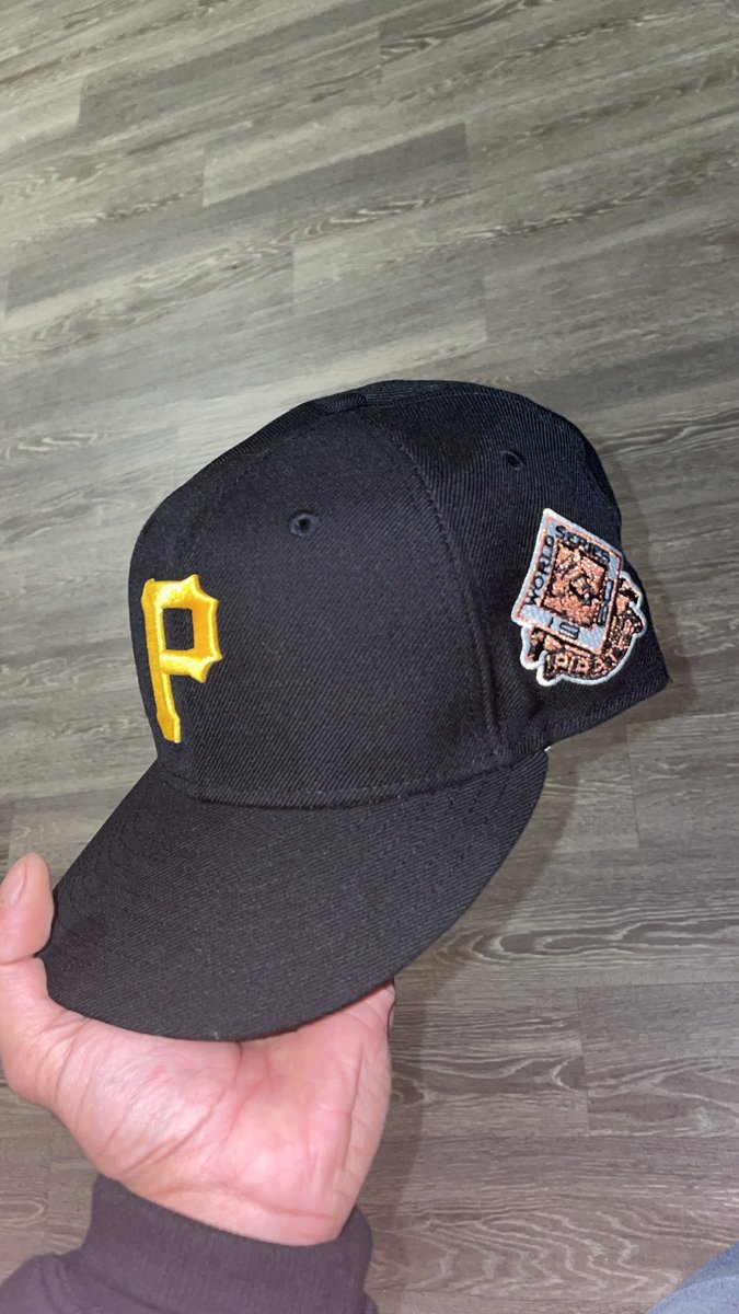 Dre_Luck13's tweet photo. #FittedFien https://t.co/YUTi8yQmRl