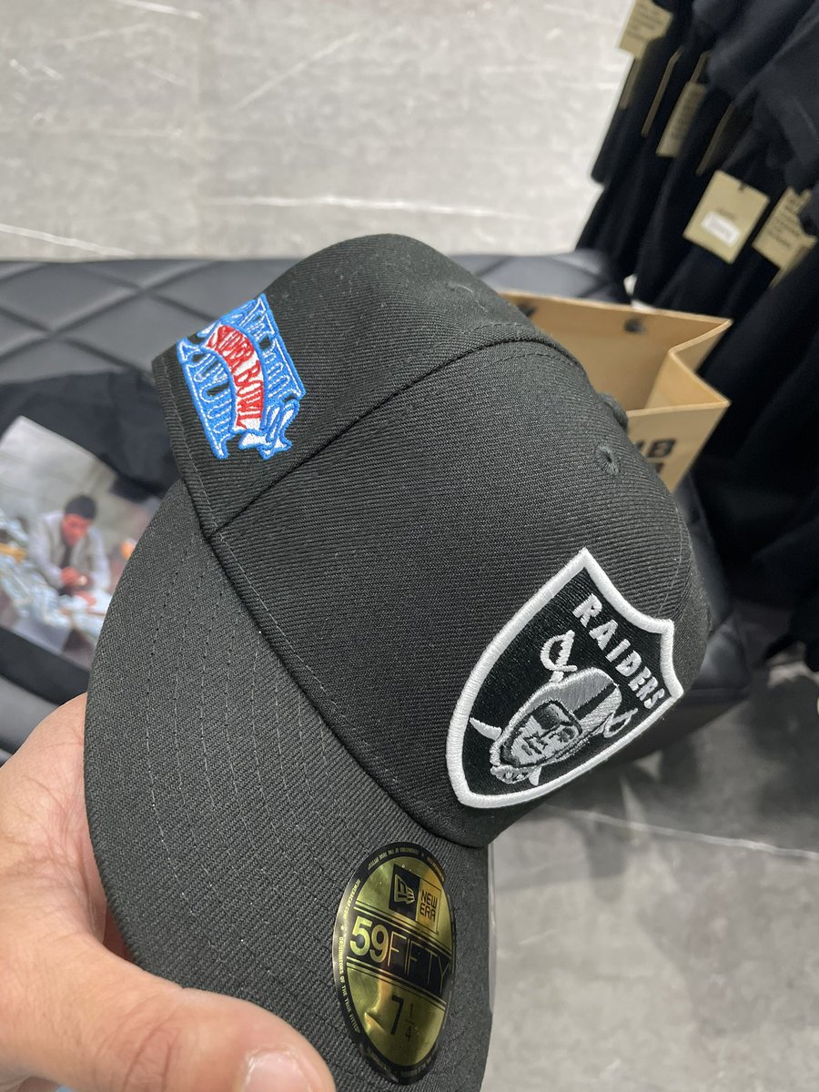 Dre_Luck13's tweet photo. #FittedFien https://t.co/YUTi8yQmRl