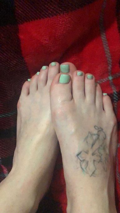 This little piggy went to the market, this little piggy stayed home. This little piggy had roast beef<a href="/tag/titties"class="tags"><span>#titties</span></a><a href="/tag/ass"class="tags"><span>#ass</span></a><a href="/tag/letshavefun"class="tags"><span>#letshavefun</span></a><a href="/tag/sellingnudes"class="tags"><span>#sellingnudes</span></a><a href="/tag/sel"class="tags"><span>#sel</span></a>