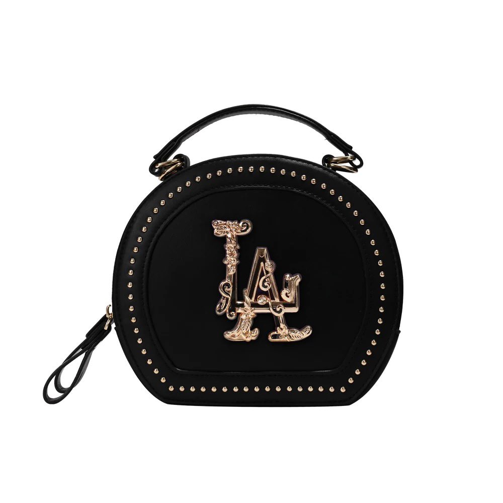 IrekeLuke's tweet photo. “LA” handbags new arrivals go shop 💕✨ https://t.co/c5pbc9fqxI https://t.co/l3Ih4opQrK