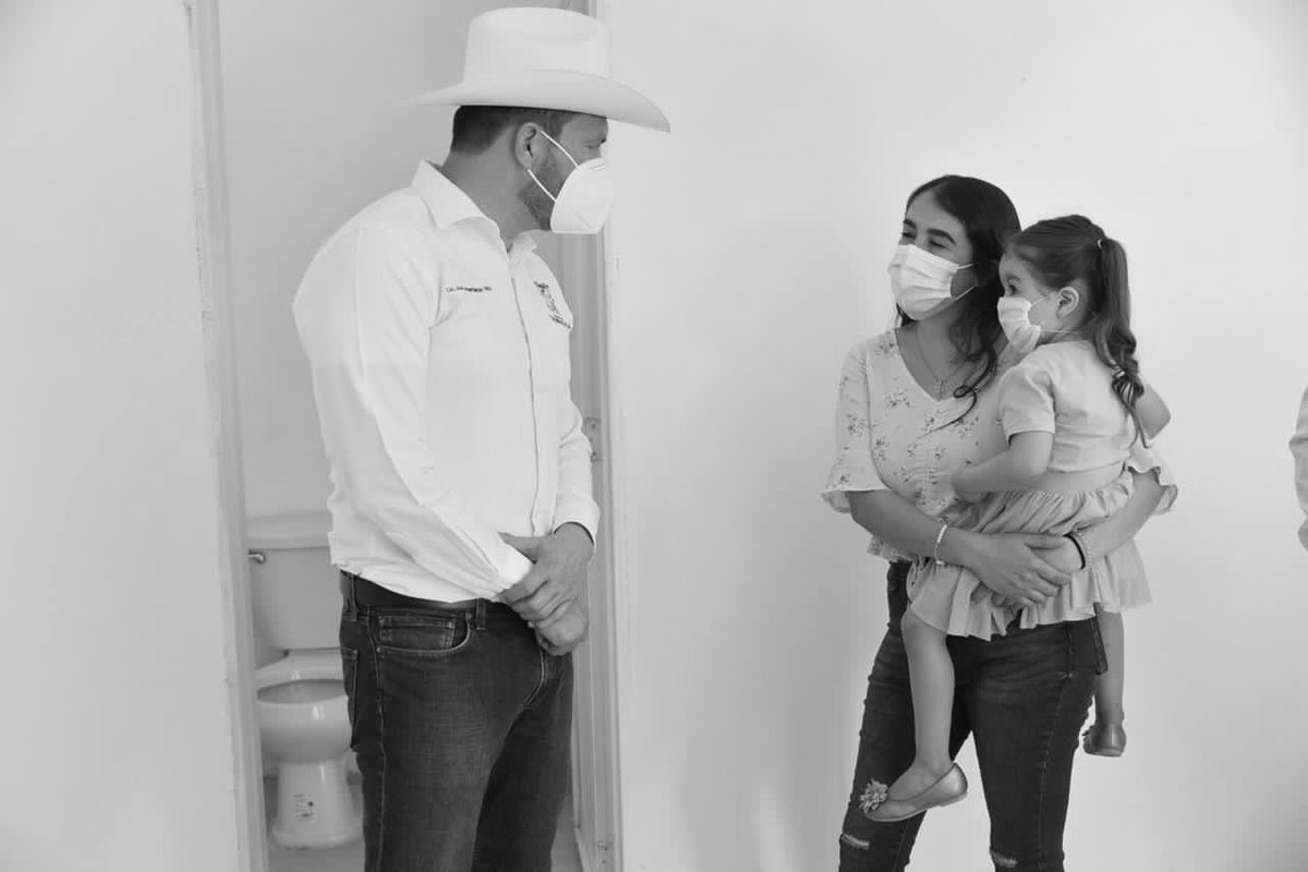 JABeltranFelix's tweet photo. Ha trascendido en medios de comunicación mi supuesto registro como precandidato a diputado federal por otro partido. Este rumor es falso y desconozco su propósito. 

Mi responsabilidad y compromiso es seguir trabajando por las familias de #Tamazula. https://t.co/IYYx0dttNB