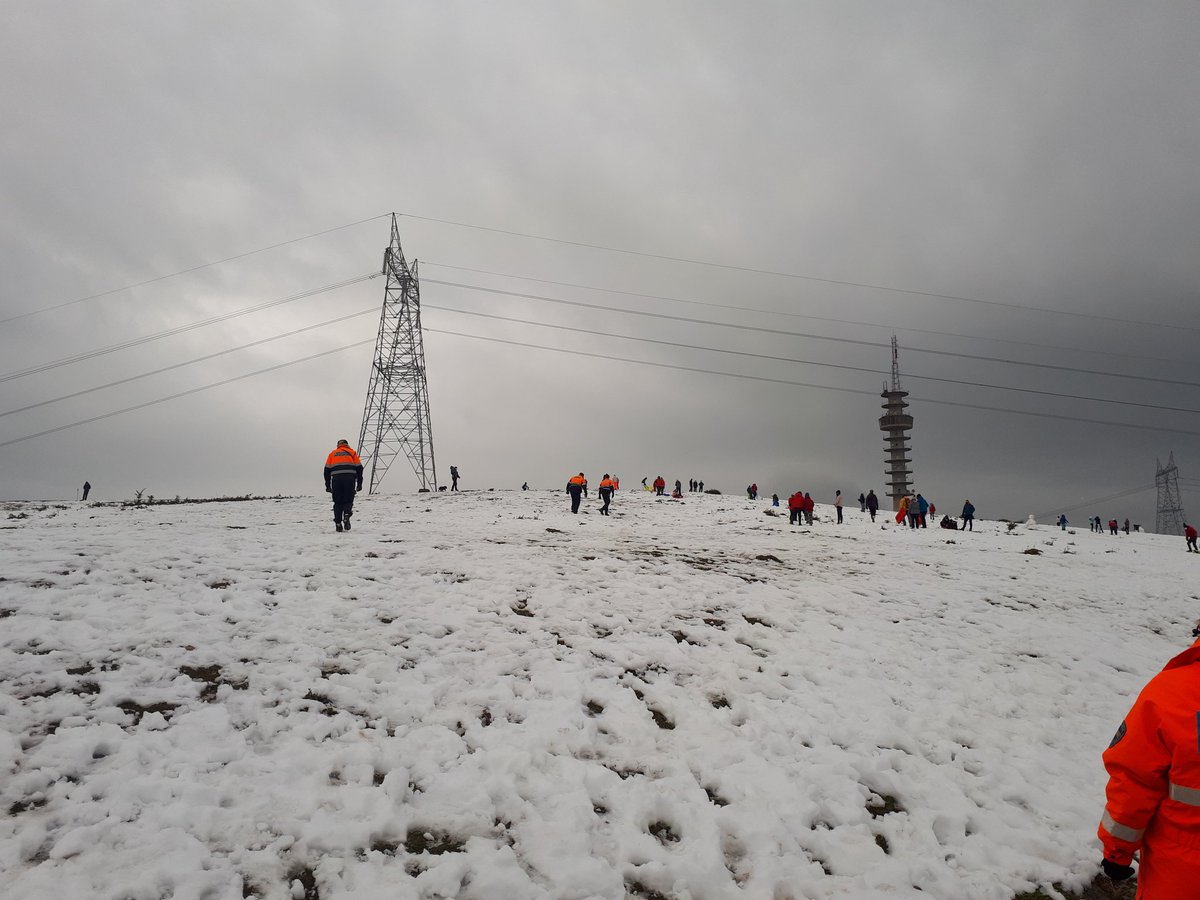 BarakaldoPcivil's tweet photo. Finalizamos el Aviso Amarillo por bajas temperaturas y nieve sin incidencias a destacar. 
#Prevencion 
#AlertaNieve
#AlertaFrio
. https://t.co/ERxP9lae0k