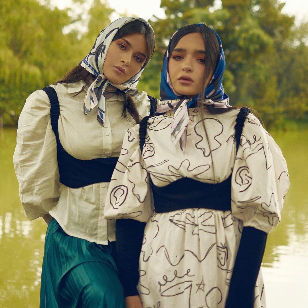 Sandiaxcache's tweet image. Lo que son Calle y Poché Dios🤤😍