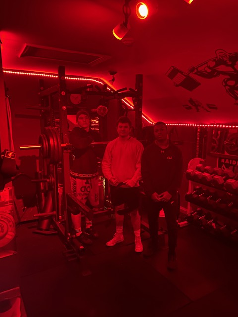hunterlong625's tweet photo. Great work today with my HH brothers @AaronLyner43 and Kaci Tobin!  Squat deep and Win The Day! @HHFball https://t.co/W02pinWL0w
