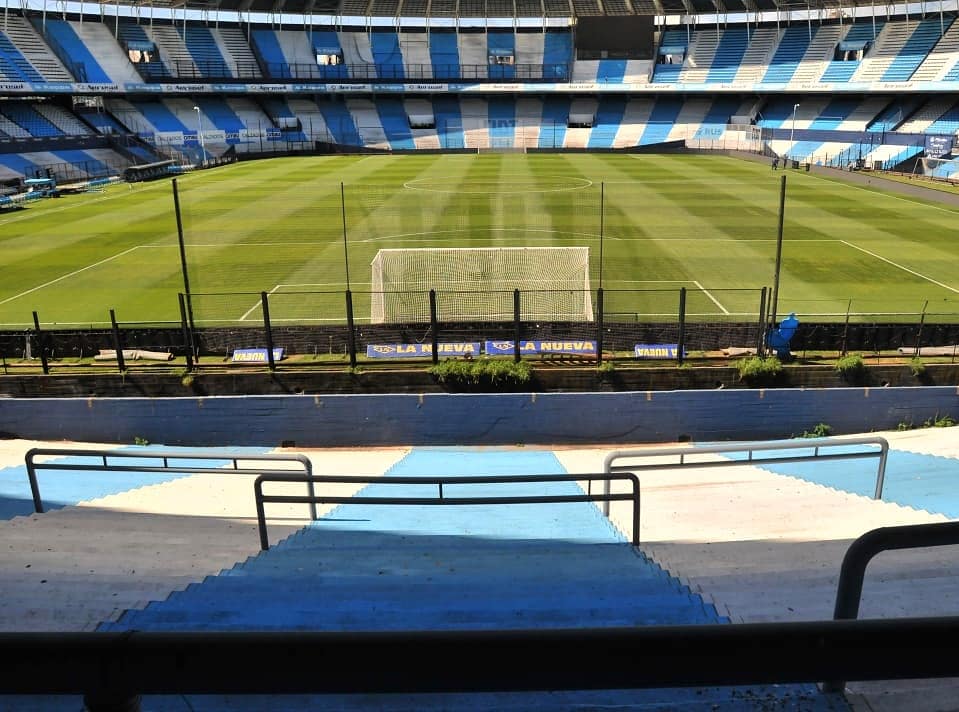 RacingClub's tweet photo. Hola bebé 💙

📸 @academicananet

#AguanteRacing https://t.co/Z5TAZMlV44