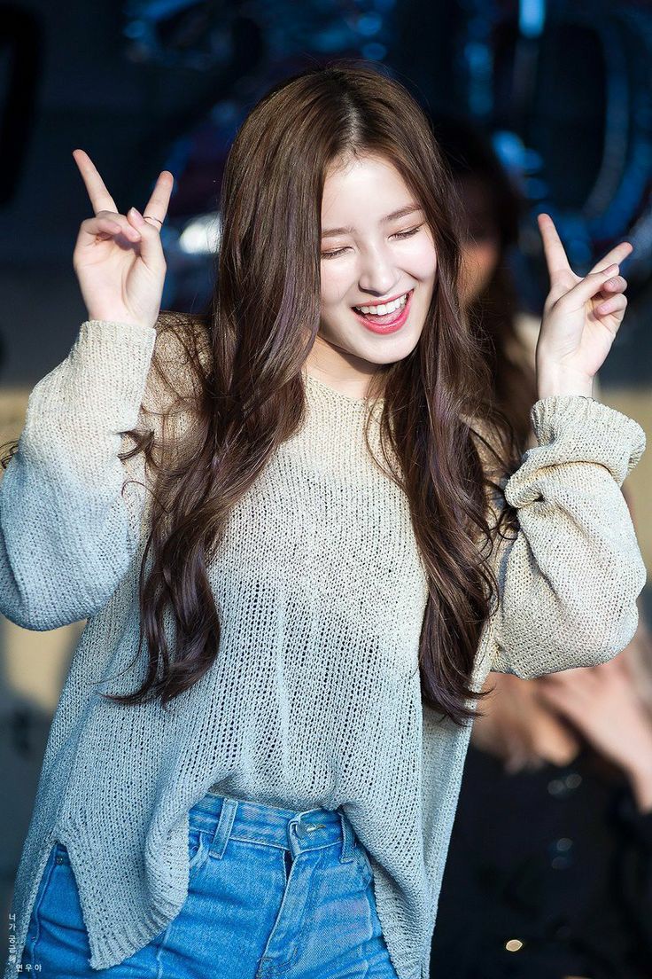AleRmz98's tweet photo. #OurRainbowNancy look at she, she is so cute, please take care of she💜 https://t.co/wFklPlAQ9d