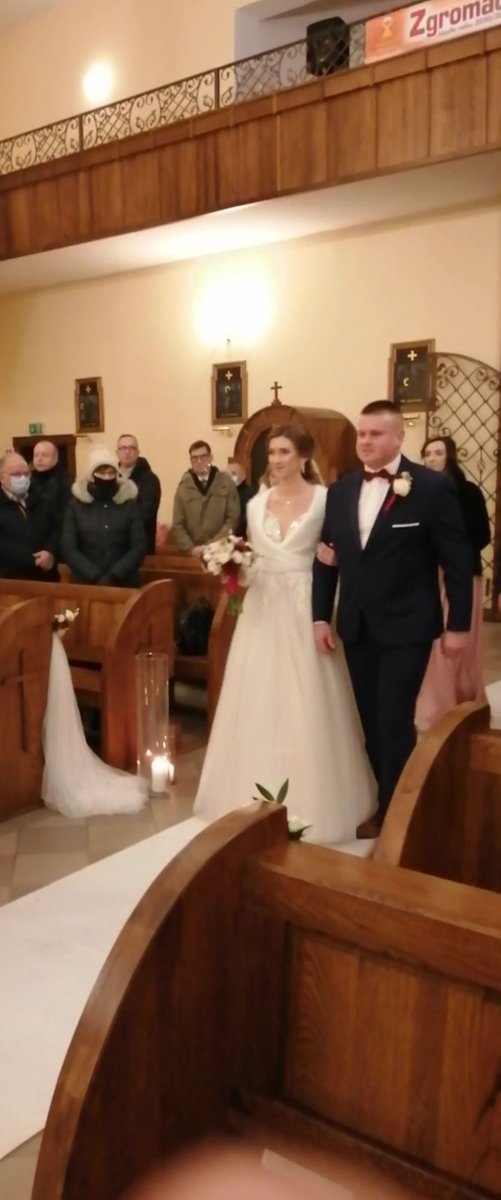 DamoraGov's tweet photo. We are happy to announce that on 31st of December, 2020, His Majesty, Prince Zbigniew married to Duchess Joanna, at the Church of St. Adalbert. We congratulate the young couple with all our hearts and wish them all the best.

#micronation #micronations #MicroWorld #weddingday https://t.co/Gmej3Sfv0t